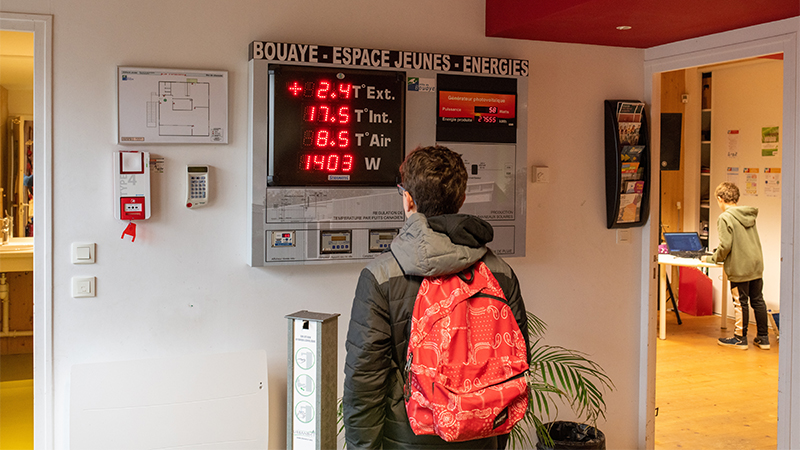 Bouaye dispose, avec la maison des jeunes le Cabanon, d'un équipement autonome sur le plan énergétique, grâce notamment à un puits canadien. © Patrick Garçon