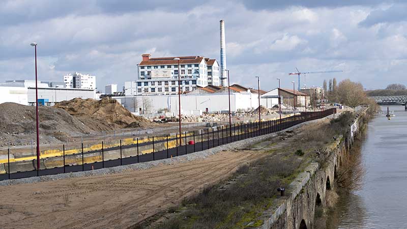 Le quai Wilson ferme à la circulation le 14 février pour laisser place au chantier du nouveau CHU. La circulation est reporté sur une voie provisoire.