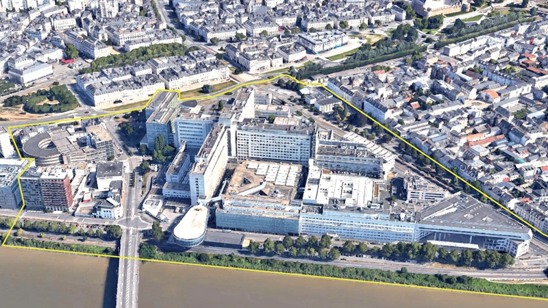 Le périmètre soumis au concours Europan comprend le site de l’Hôtel-Dieu ainsi qu’une partie de l’îlot Bias voisin.