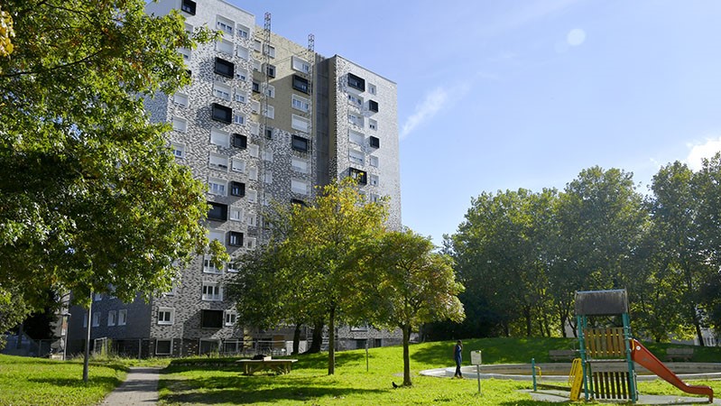 Nantes Métropole Habitat achève la rénovation de la tour Québec © Rodolphe Delaroque - Nantes Métropole. Nantes Métropole Habitat achève la rénovation de la tour Québec © Rodolphe Delaroque - Nantes Métropole.