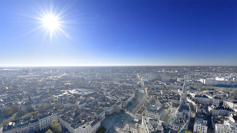 La ville de Nantes vue sous le soleil. © Rodolphe Delaroque La ville de Nantes vue sous le soleil. © Rodolphe Delaroque