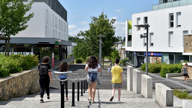 Depuis le point le plus éloigné, le centre-bourg est accessible à seulement 5 minutes à vélo et 15 minutes à pied ©Nautilus