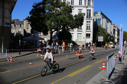 Image dimanche sans voiture