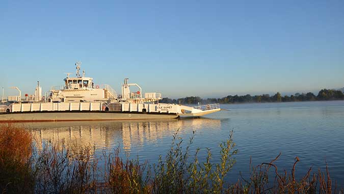 Bac de Loire et l'île Dumet